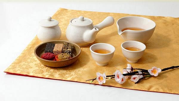云南西雙版納的茶祭風俗茶文化茶禮 www.szwsmoon.cn
