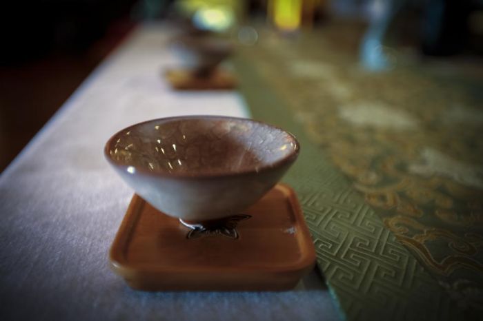 茶詩茶詞題朱丹《樂天壺》 www.szwsmoon.cn