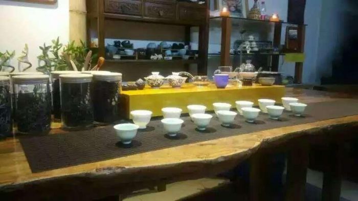 南疆維吾爾族喝香茶飲茶風俗 www.szwsmoon.cn