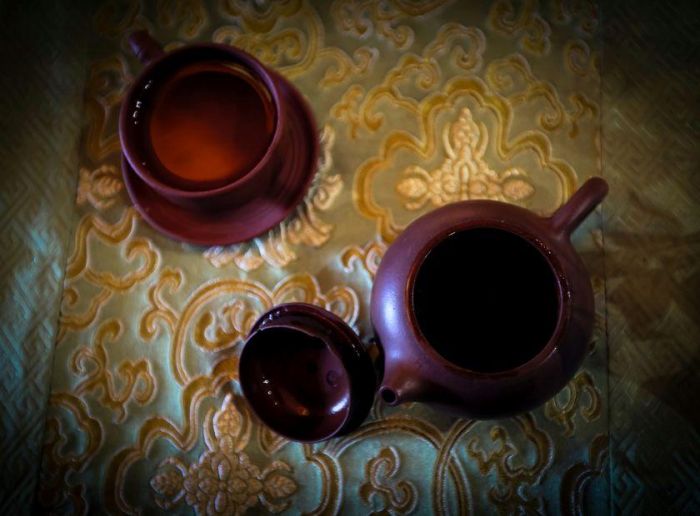 茶詩茶詞題朱丹《報春壺》 www.szwsmoon.cn