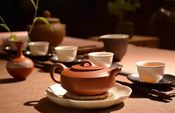 壺與人，哪個(gè)才是主人？ www.szwsmoon.cn